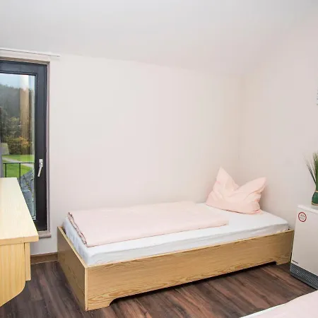 度假居 Holiday Hambachtal-2 *